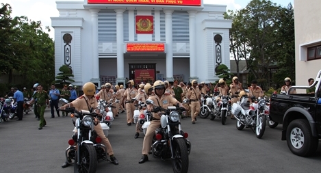 Mở cao điểm đảm bảo TTATGT Tết Nguyên đán 2017