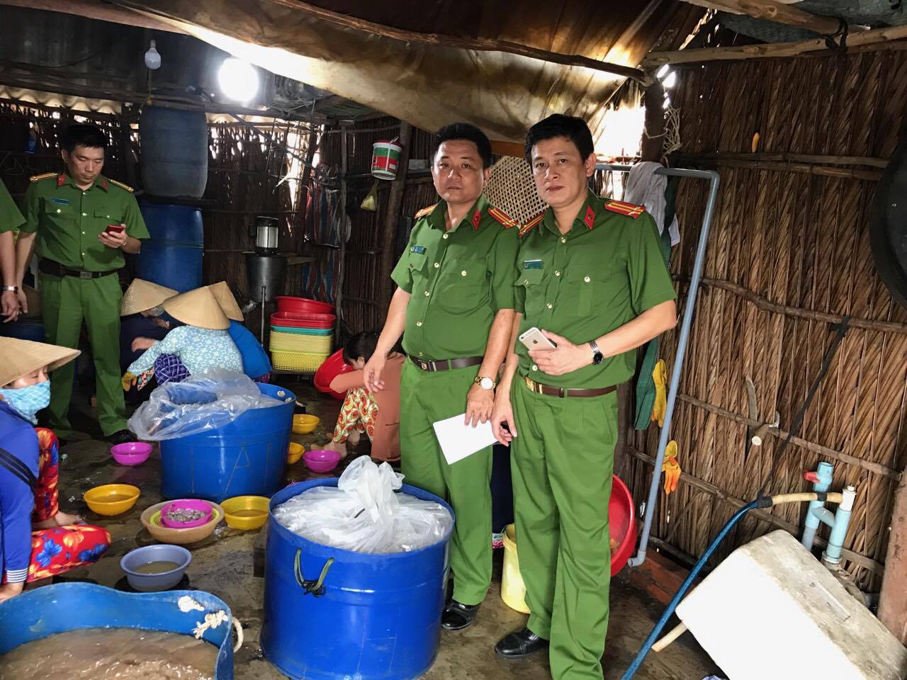 Thông tin thêm về vụ bơm tạp chất vào tôm ở Bạc Liêu