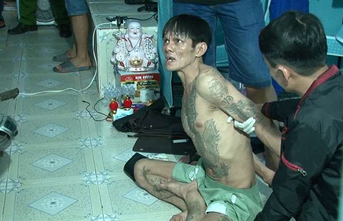 Đối tượng ma túy thủ sẵn "hàng nóng" trong phòng trọ