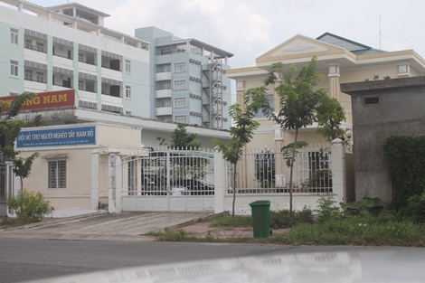 Hội hỗ trợ người nghèo Tây Nam Bộ… xin trả lại đất