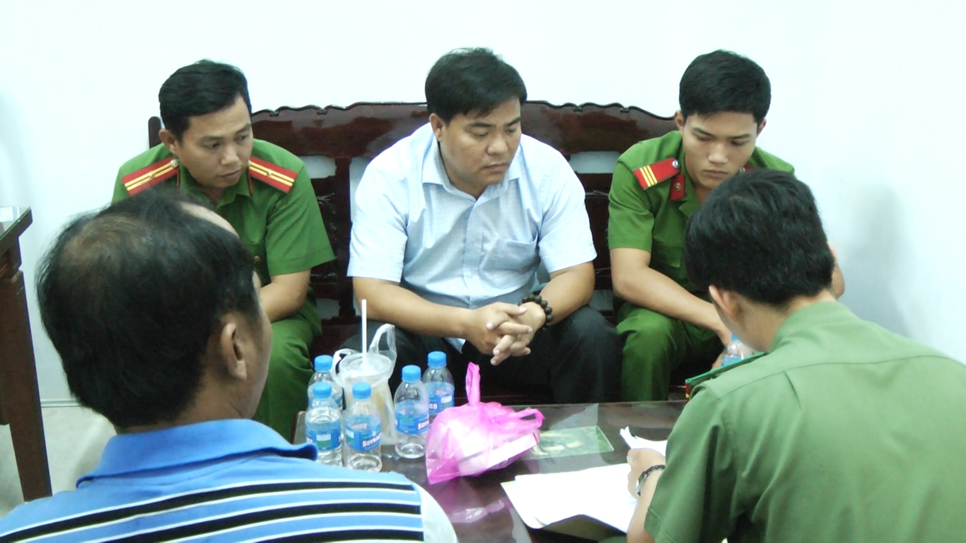 Thay đổi tội danh đối với nguyên cán bộ Chi cục QLTT tỉnh Sóc Trăng