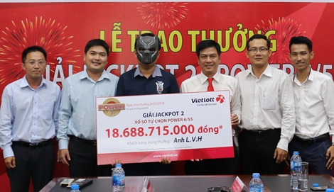 Doanh nhân trẻ ở Kiên Giang trúng Vietlott trên 18 tỷ đồng