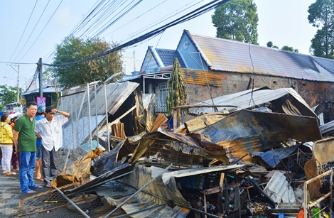 Cháy chợ ở Kiên Giang lúc nửa đêm, thiệt hại gần 1 tỷ đồng