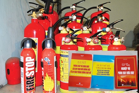 Cảnh giác với các đối tượng giả danh Công an để bán tài liệu