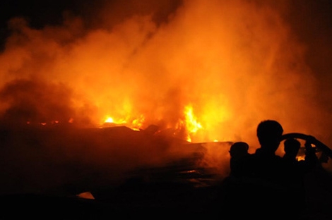 Mâu thuẫn tình cảm, chồng phóng hỏa đốt nhà khiến mẹ con chị vợ thiệt mạng