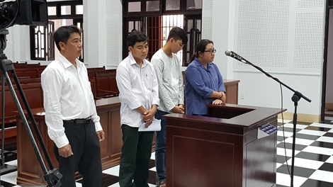 Y án 7 năm tù nguyên Chi cục trưởng thi hành án dân sự huyện vì tham ô 