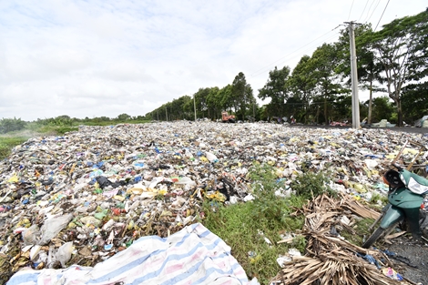 Cà Mau tồn đọng hàng trăm tấn rác thải sinh hoạt