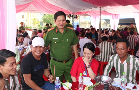 Ấm áp “Hội nghị gia đình phạm nhân”