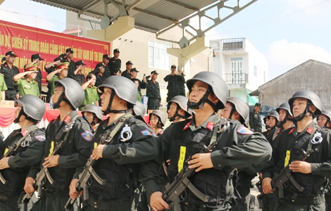 Trung đoàn CSCĐ Tây Nam Bộ ra quân huấn luyện năm 2019