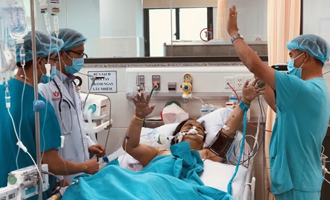 7 phút “vàng” cứu sống bệnh nhân bị ngưng tim, ngưng thở