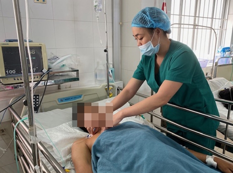 Cứu sống 2 bệnh nhân vỡ động mạch chủ bụng