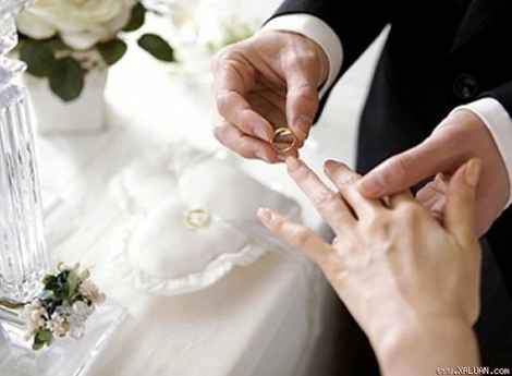 Phó Chủ tịch xã bị kỷ luật vì tảo hôn cho con