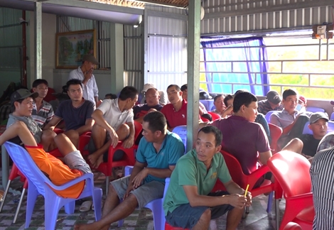 Triệt phá 3 tụ điểm đá gà ăn tiền trực tuyến ở Cà Mau