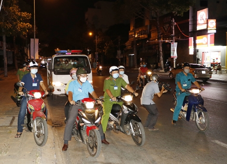 Vừa bảo đảm ANTT vừa phòng chống dịch