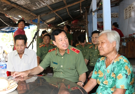 Thứ trưởng Lê Tấn Tới làm việc tại Hậu Giang và Bạc Liêu