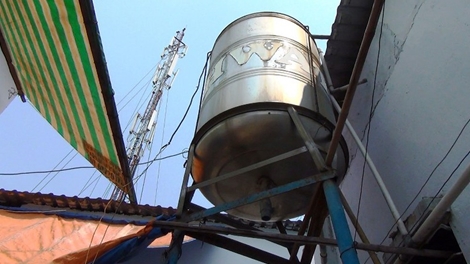 Sửa bồn nước, nam thanh niên té tử vong