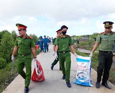 Ra quân chiến dịch “Hãy làm sạch biển” năm 2020