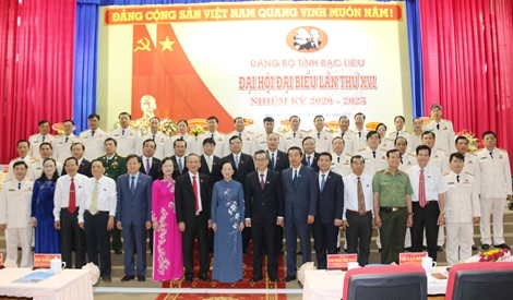 Bạc Liêu phấn đấu trở thành trung tâm nuôi trồng, chế biến tôm của cả nước