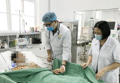 Bác sỹ bị ngưng tim 90 phút được cứu sống  