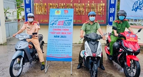 Tuổi trẻ Công an Bạc Liêu tiếp sức mùa thi năm 2021