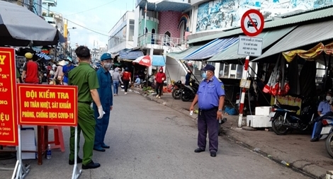 Chốt chặn đảm bảo ANTT tại chợ Sóc Trăng 