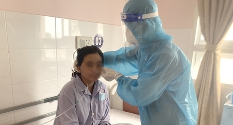 Chạy đua với thời gian cứu sản phụ nhiễm COVID-19