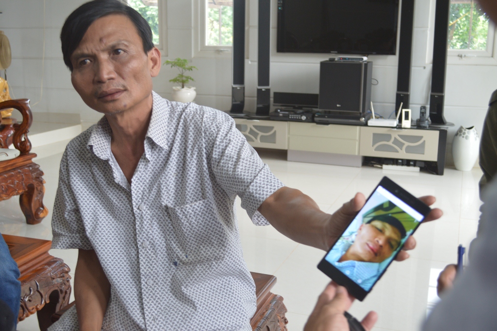 Mâu thuẫn chuyện uống bia, Bí thư Đảng ủy xã đánh bầm dập cán bộ địa chính