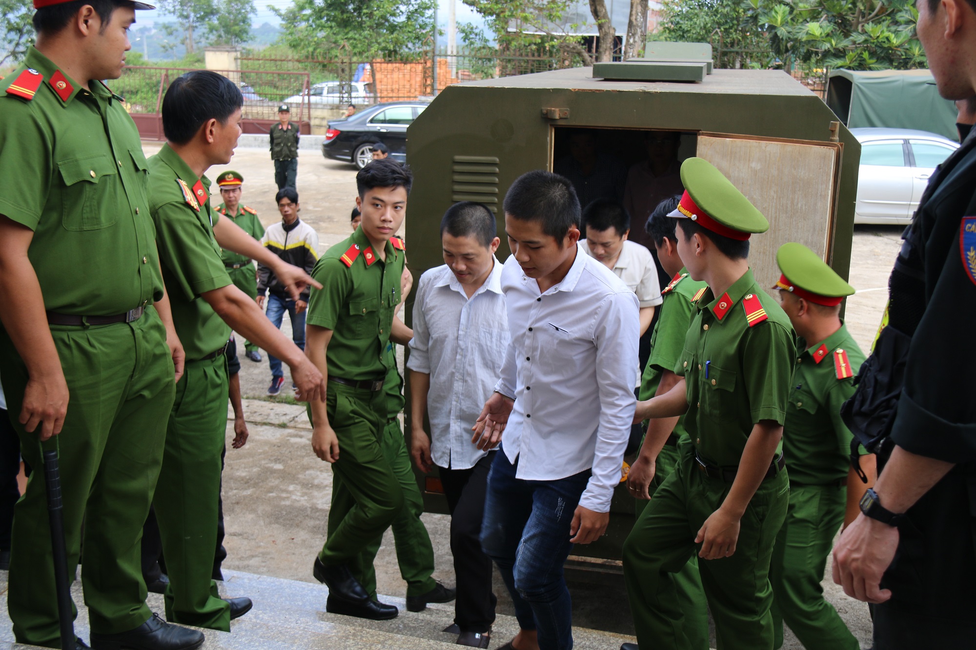 Phúc thẩm vụ xả súng tranh chấp đất đai làm 16 người thương vong ở Đắk Nông