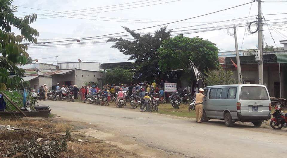 Con chém bố tử vong vì không cho đủ tiền mua xe