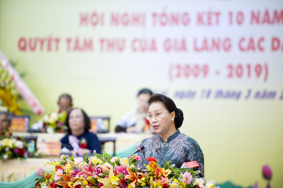 Tạo điều kiện tốt nhất để các già làng phát huy vai trò nòng cốt