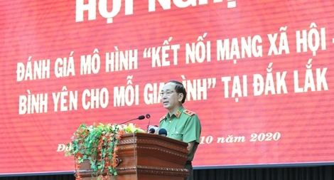 Hiệu quả từ mô hình “Kết nối mạng xã hội - Bình yên cho mỗi gia đình”