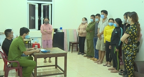 Đường dây lô đề hàng chục tỷ đồng do nữ quái cầm đầu bị đánh sập