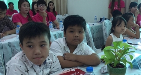 Hỗ trợ cô dâu Việt và con lai hồi hương