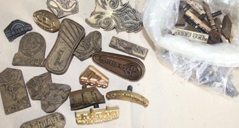 Thu giữ 1.071 sản phẩm giày giả mạo nhãn hiệu nổi tiếng