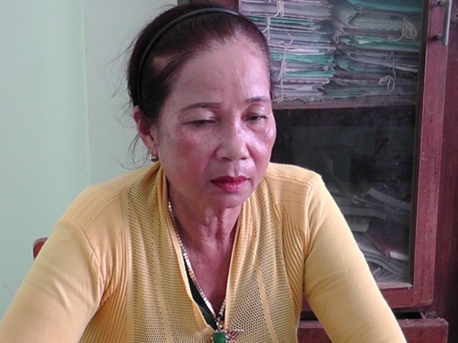 Chủ quán nước nhặt được dây chuyền vàng, tìm người trả lại