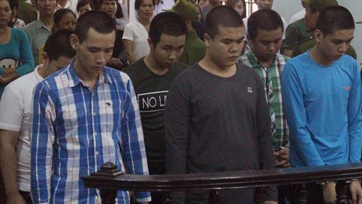 Nhóm nhân viên vũ trường V18 đánh chết khách vì 5.000 đ gửi xe lãnh án nặng