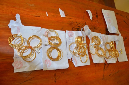 (HY HỮU) Tên trộm vứt "lại quả" cho nạn nhân 200 triệu đồng sau khi gây án