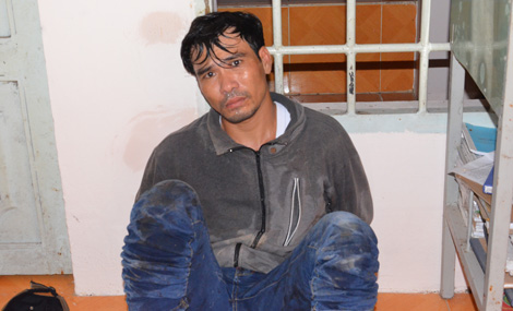 “Ngáo đá” đâm  bị thương một phụ nữ 