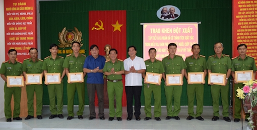 Phá nhanh vụ giết người cướp tài sản, Công an Trà Vinh được khen thưởng