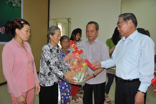 Góp thêm sắc Xuân vùng quê Miệt Thứ