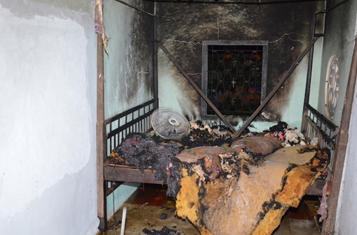 Con rể ném xăng phóng hoả đốt nhà vợ