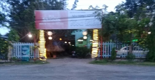 Dùng dao bấm đâm chết người trong nhà hàng, karaoke