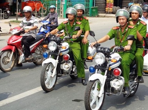  16 thanh niên không giấy tờ tùy thân nghi dàn cảnh cướp giật tài sản