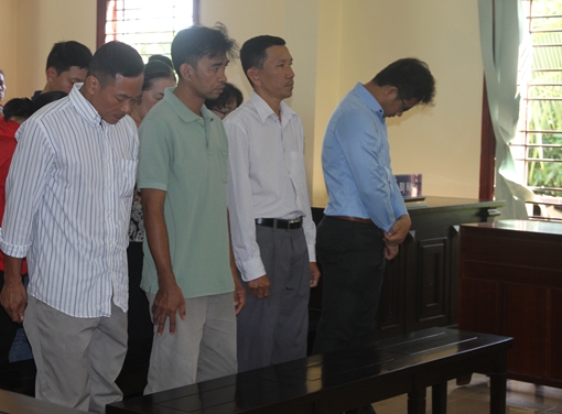 Nhóm cán bộ ngân hàng trong vụ Công ty An Khang lãnh án