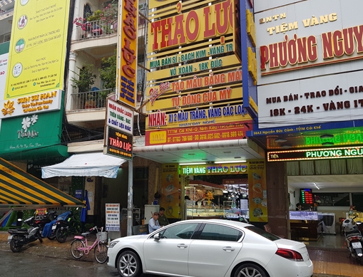 Công an TP Cần Thơ 2 lần hướng dẫn “anh thợ điện” làm đơn xin miễn tiền phạt