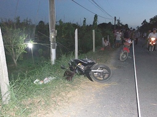 Ghen tuông, chồng giết vợ rồi uống thuốc sâu tự vẫn