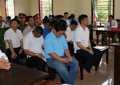 Hoãn phiên toà xét xử nguyên giám đốc ngân hàng gây thiệt hại ngàn tỷ