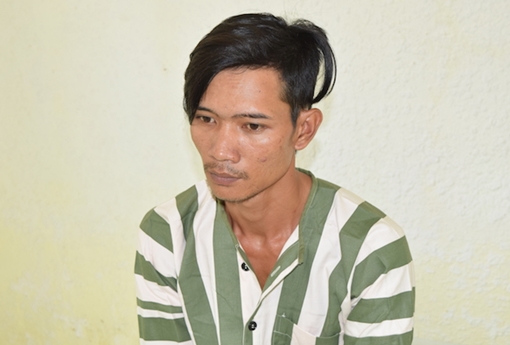 Cướp điện thoại ở tiệm cầm đồ để....đỡ mất tiền chuộc