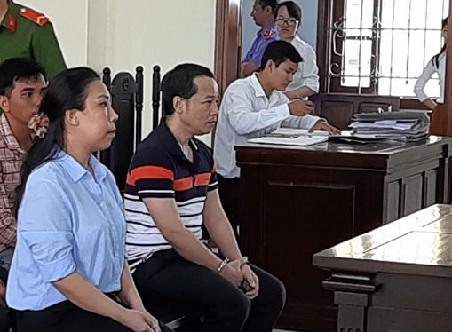 Luật sư xin hoãn xử phúc thẩm nữ phóng viên nhận 280 triệu đồng