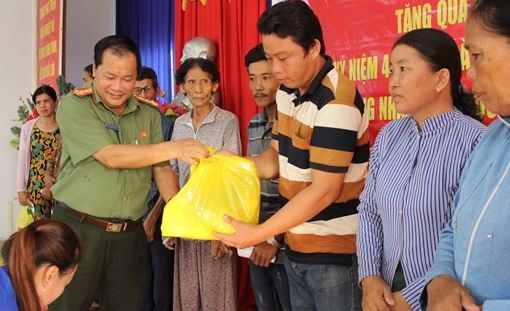 Công an TP Cần Thơ tổ chức nhiều hoạt động, công trình ý nghĩa